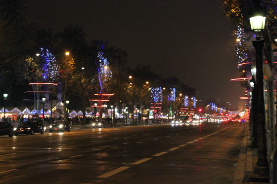 Champs-Elysées,-Paris- ATC lighting design Photo 4 Vincent Laganier