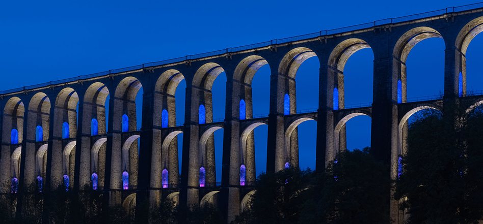 Mise en lumière du viaduc de Chaumont, Haute-Marne, France – Conception lumière : Jean-François Touchard – Photo : Didier Boy de La Tour