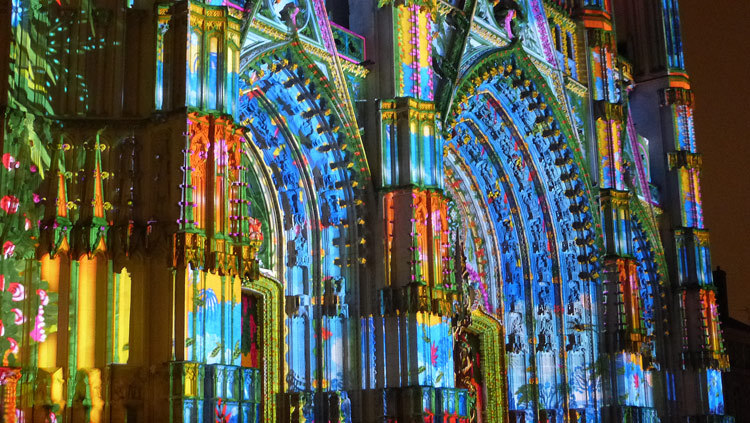 5- Son et lumiere - Illumi Nantes - Facade de la Cathedrale - Peinture Yann Thomas - Images Spectaculaires © Vincent Laganier