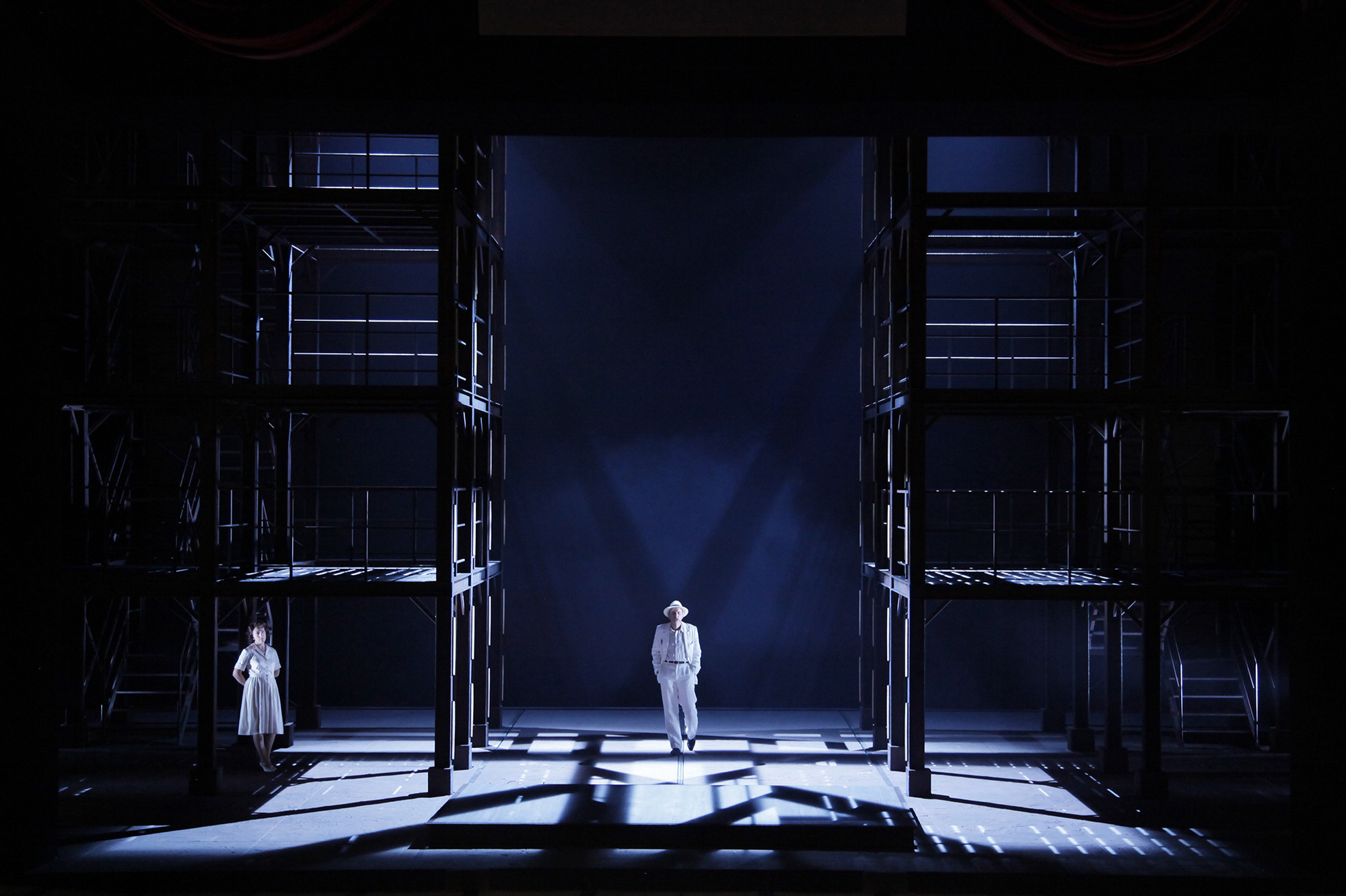 Doctor Atomic de John Adams, opéra du Rhin - Mise en scène : Lucinda Childs – Créateur lumière et photo : David Debrinay