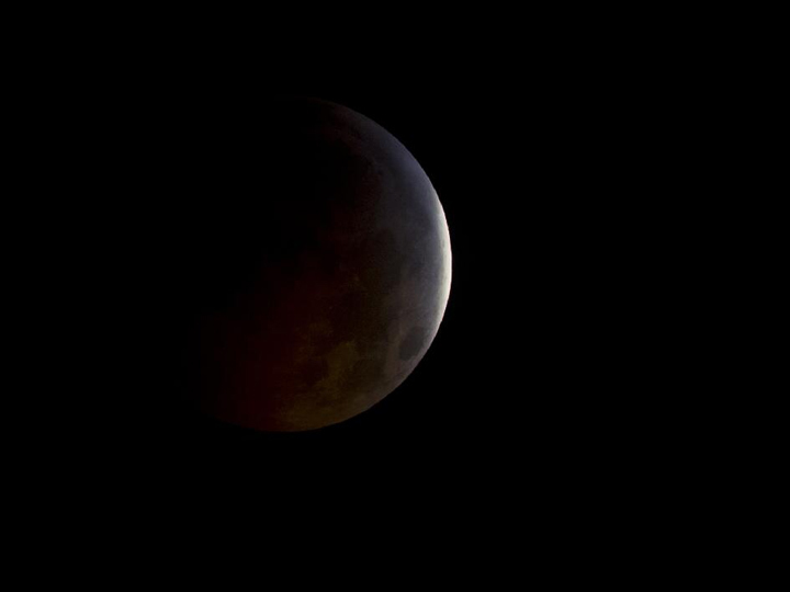 La Lune, éclipse totale, 21 décembre 2010, USA - Photo : NASA, Bill Ingalls
