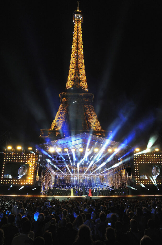 14 juillet 2014 - Tour Eiffel, espace scénique du Concert de Paris - Photo : Maire de Paris - SNTE, Pierre Bideau