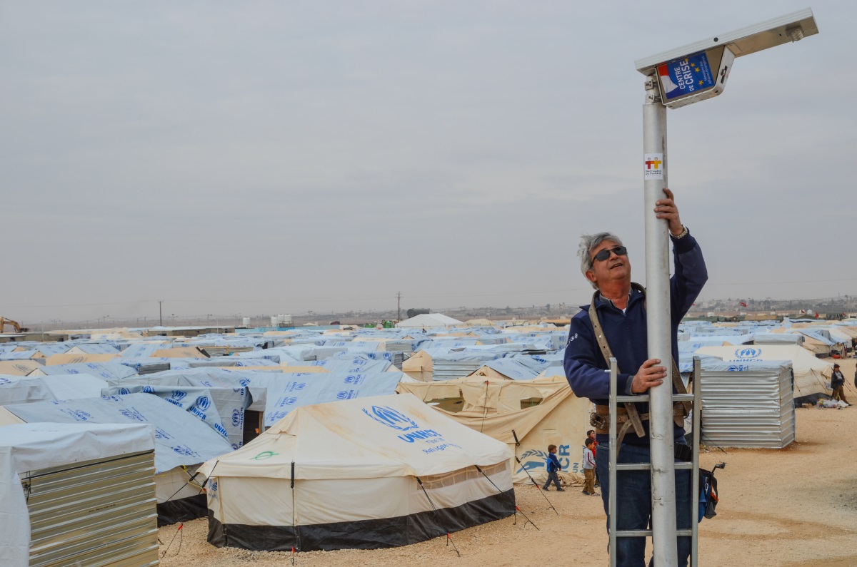 Camp de réfugiés syriens à Zaatari, Jordanie - 2012 - Photo : Électriciens sans frontières