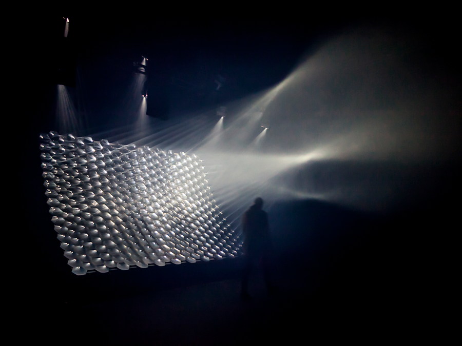 Light Barrier II, STRP, Biennial 2015, Eindhoven - Conception lumière : Kmchi and Chips © darc awards 2015