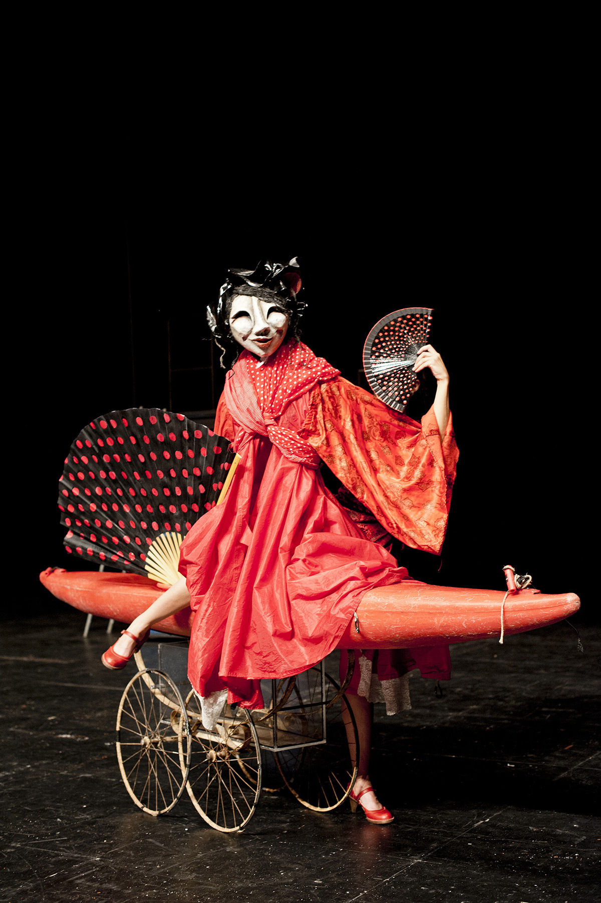 Une cArMen en Turakie - Turka Theatre - creation 2015 © Romain Etienne - Item