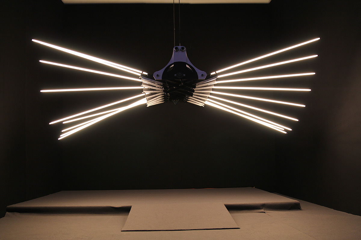Michael CANDY, Big Dipper, 2015, installation cinétique © Aurélie Jullien - Le Cube