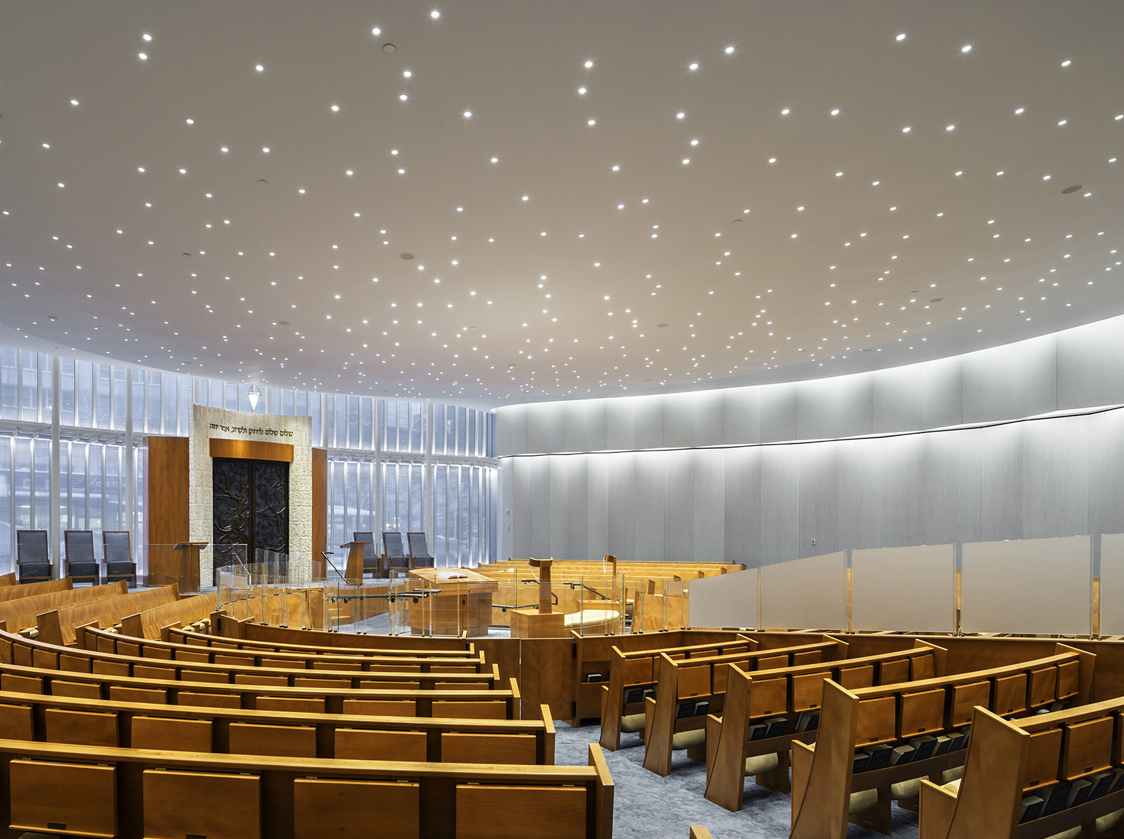 Synagogue Lincoln square, New York, US - Architecte : Cetra Ruddy - Conception lumière : Tillotson Design Associates © David Sundberg, Esto Photographics Inc