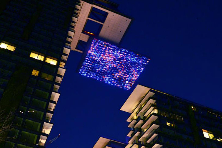 Miroir de Mer, One Central Park, Sydney, Australie © Yann Kersalé