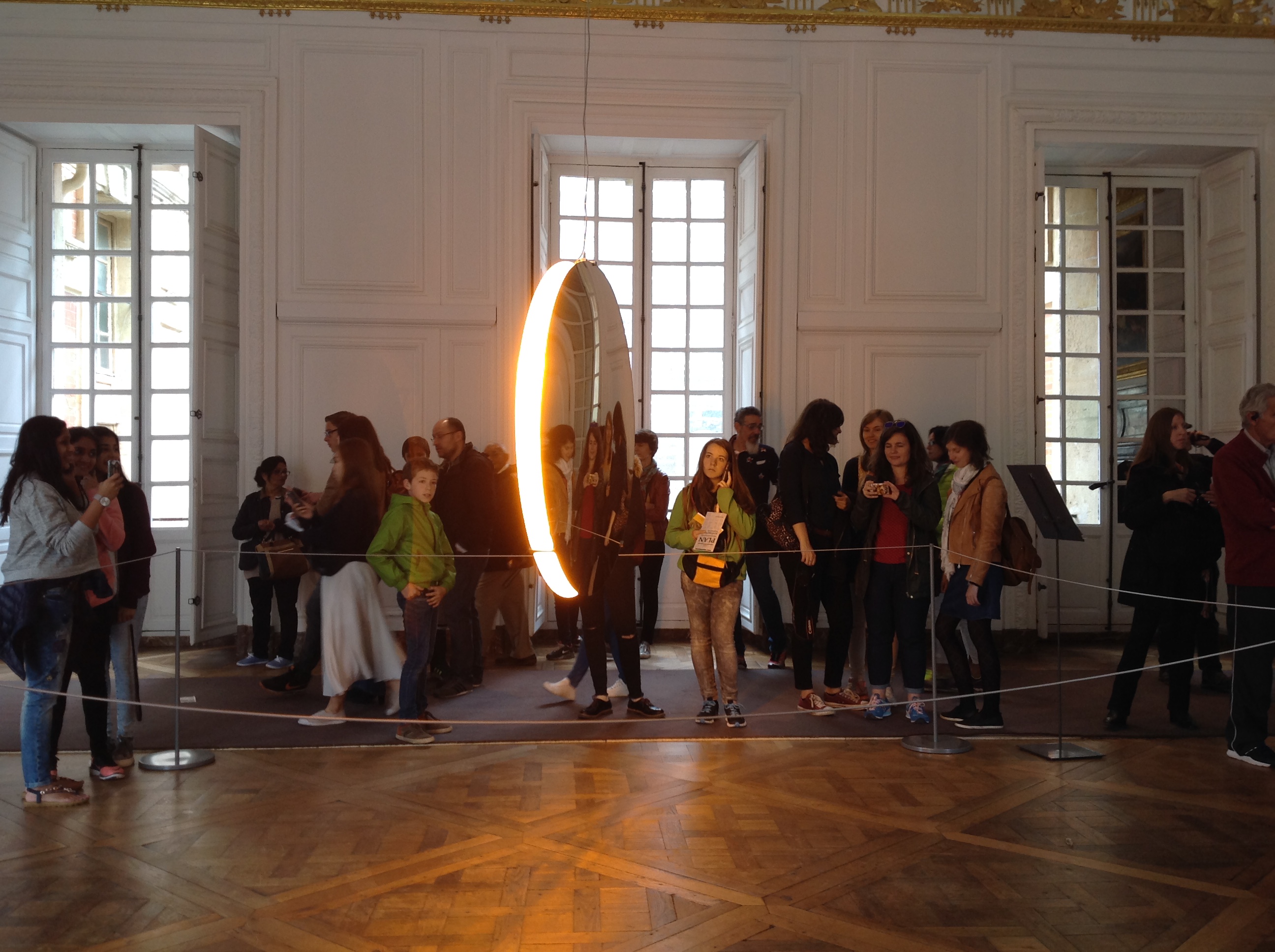 Solar compression, Olafur Eliasson à Versailles, salle des gardes du Roi : J-3 avant l'ouverture - Photo : Vincent Laganier
