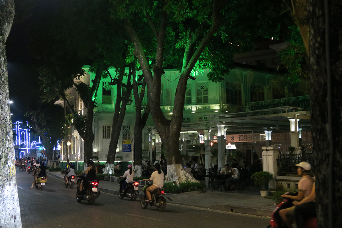 Hanoi - Voyage au Vietnam © Roger Narboni, concepteur lumière