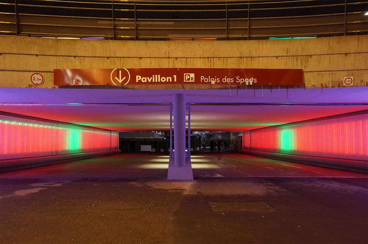Tunnel Renan, parc des expositions de la porte de Versailles, Paris, France - Conception lumière et photo : Seulsoleil