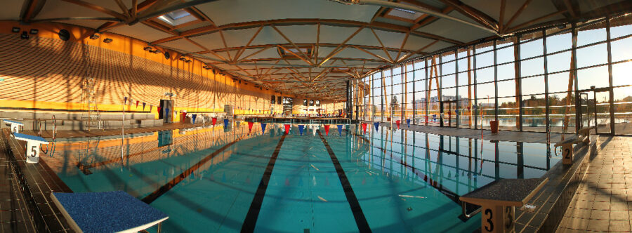 LILÔ, espace aquatique de la Côtière, Saint-Maurice-de-Beynost, Ain, France - le jour, bassin sportif, intérieur - Architecte : Chabanne & Partenaires © Vincent Laganier