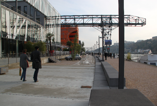 Lyon Confluence, les Espaces Publics du Port Rambaud - LATZ und Partners, Frederic Dellinger (SERALP) - Photo : Vincent Laganier