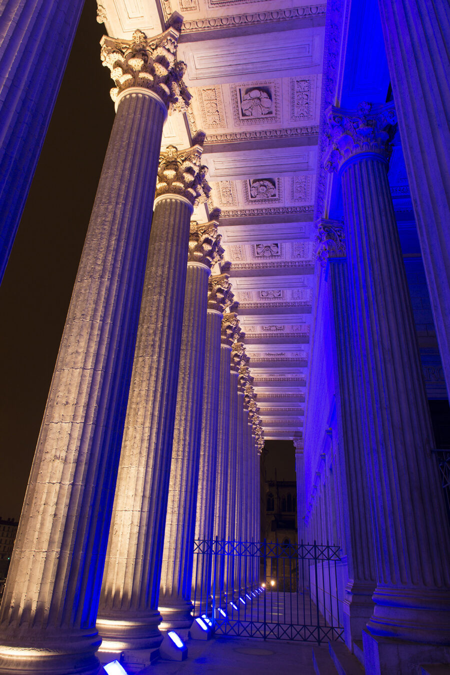 Palais de Justice de Lyon, lumière et temporalité Light ZOOM Lumière