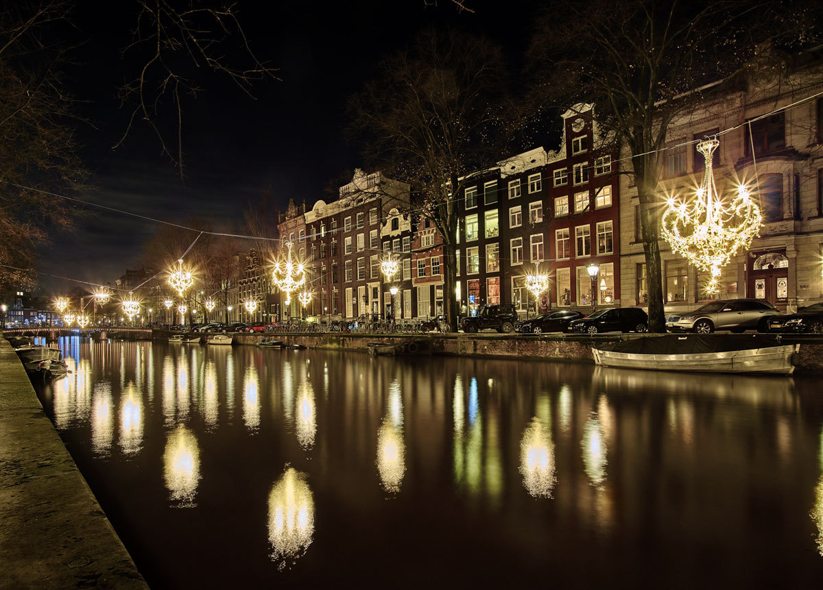 Open lounge, Amsterdam Light Festival, Pays-Bas - de nuit - Conception lumière : Géraud Périole - photo : Frank Karssing