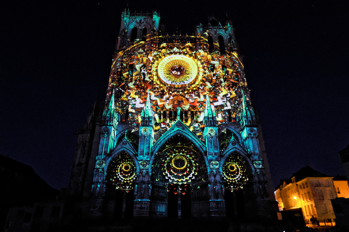 Chroma, cathédrale-Notre-Dame, Amiens, France - Spectacle Spectre Lab pour Amiens Métropole