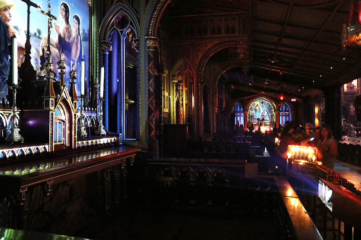 AURA, Basilique Notre-Dame de Montréal, Québec