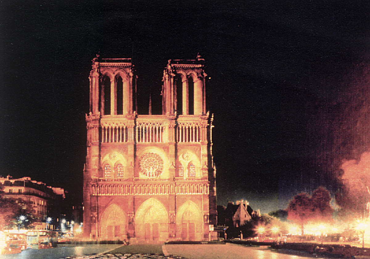 Cathédrale Notre-Dame de Paris, France - Projet du concours de mise en lumière 1989 © Italo Rota, avec Louis Clair