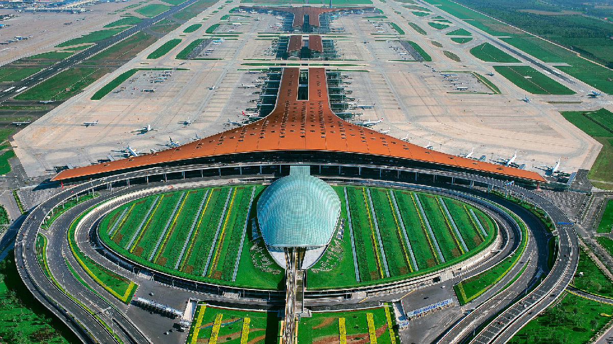 Aéroport international de Beijing, architecture de Foster + Partners