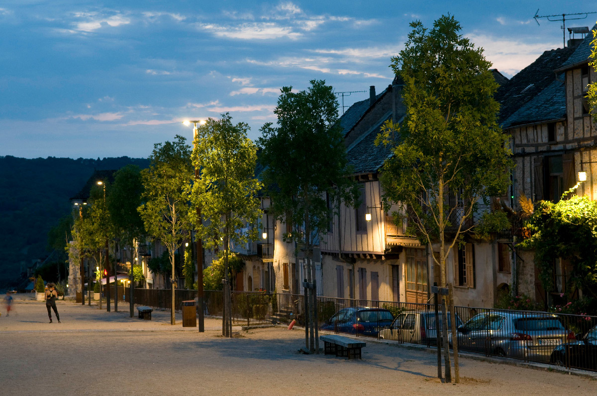 Éclairage public - Cœur de village de Najac, Aveyron