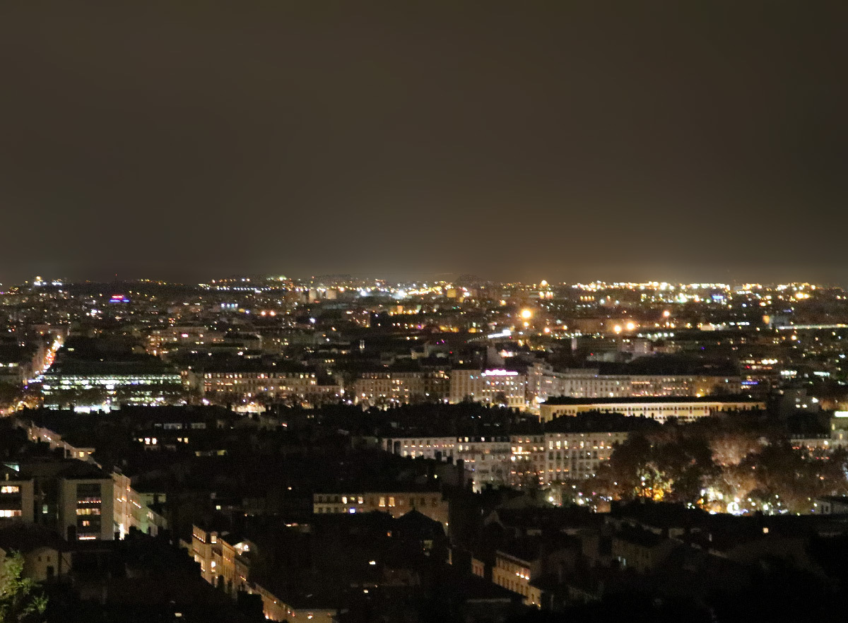 Nuisances lumineuses du ciel nocturne