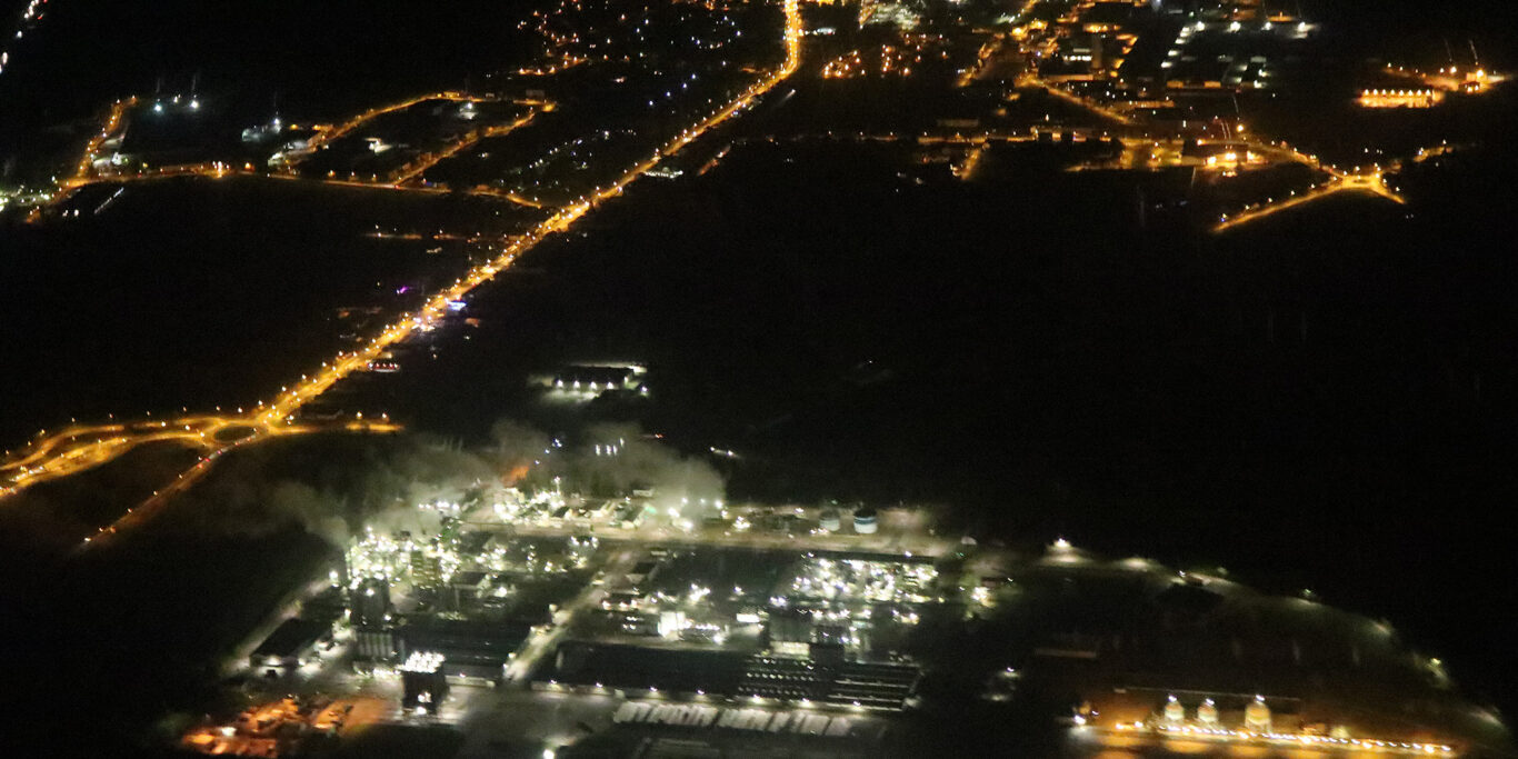 Nuisances lumineuses en vue aérienne nocturne