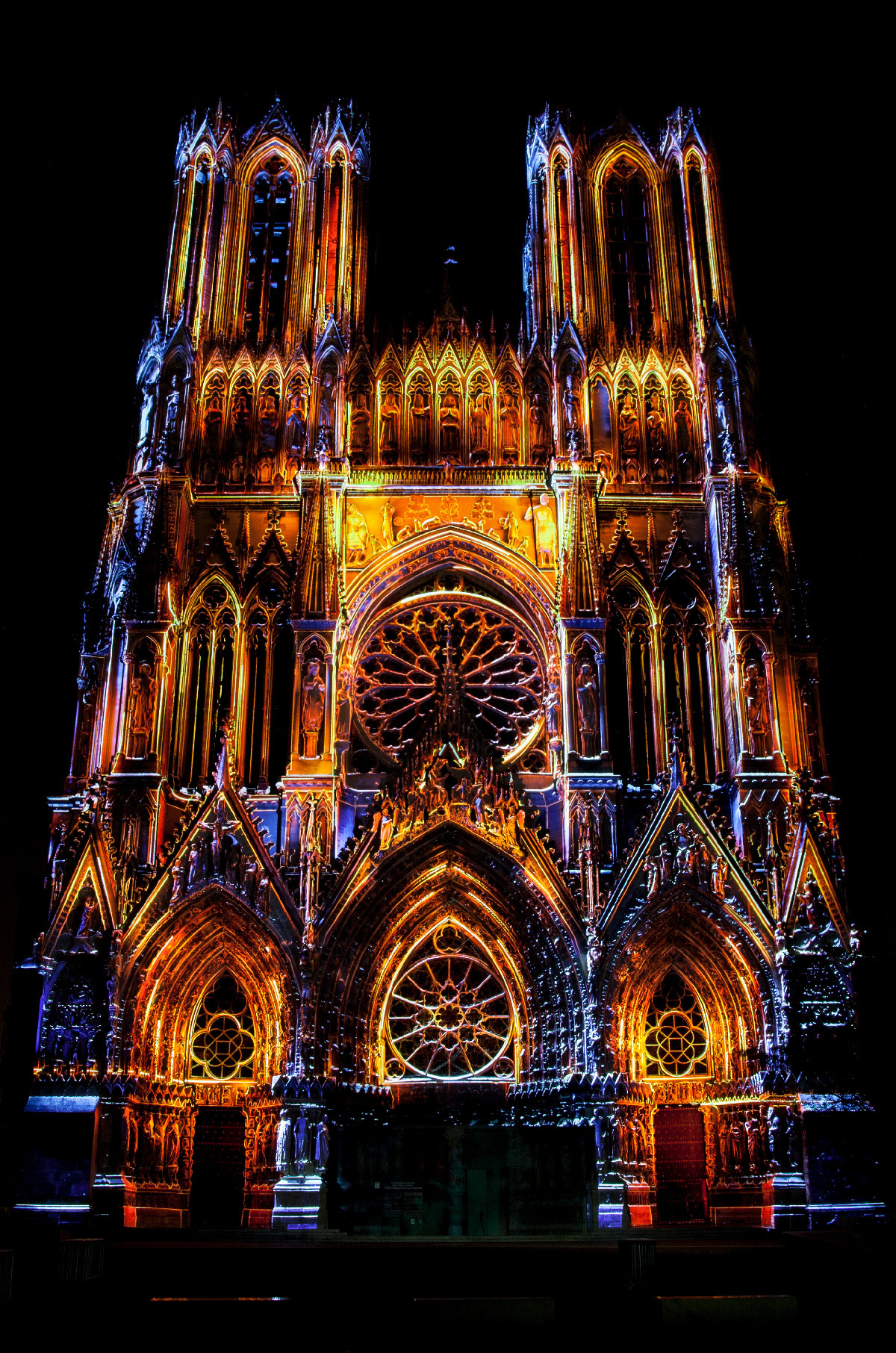 Regalia, spectacle multimédia, son et lumière, cathédrale de Reims, France