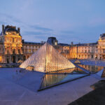 Cour Napoléon et Pyramide du Louvre, Musée du Louvre, Paris, France - Architecte : Ieoh Ming Pei - Ingénieur : Roger Nicolet © Musée du Louvre, dist. RMN - Grand Palais, Stéphane Olivier