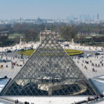 Pyramide du Louvre, Musée du Louvre, Paris, France - Architecte : Ieoh Ming Pei - Ingénieur : Roger Nicolet - 2019 © musee du Louvre, Olivier Ouadah
