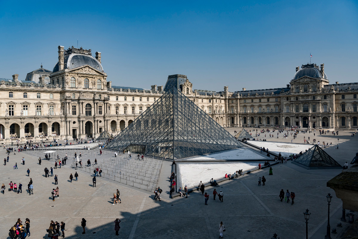 Pyramide du Louvre, Musée du Louvre, Paris, France - Architecte : Ieoh Ming Pei - Ingénieur : Roger Nicolet - 2019 © musee du Louvre, Olivier Ouadah