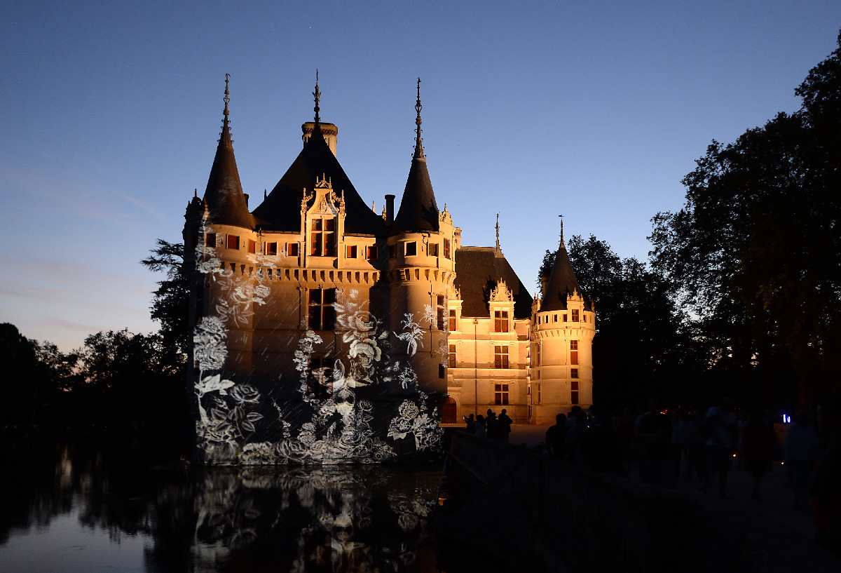 Les Nuits Fantastiques, château d'Azay le Rideau, France - son et lumière - création 2019 Explore studio © Léonard de Serres - CMN