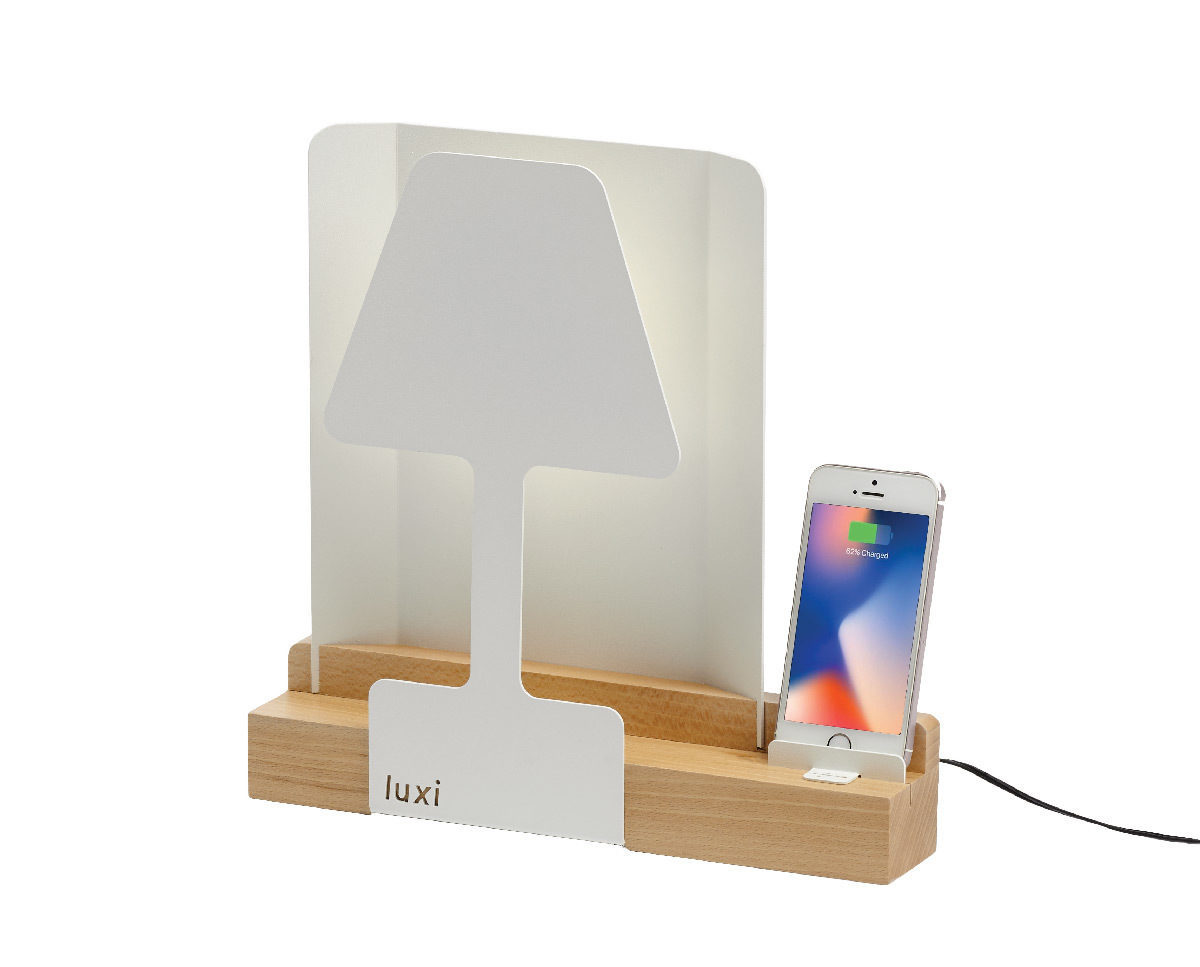 Luxi, lampe à poser en éclairage indirect, bois verni et acier laque © Aluminor