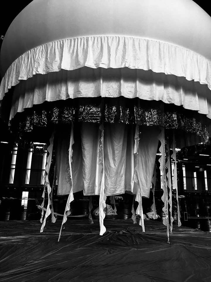 Méduses, intérieur, en montage, noir et blanc, La mer XXL, Nantes © Philippe Jouillat