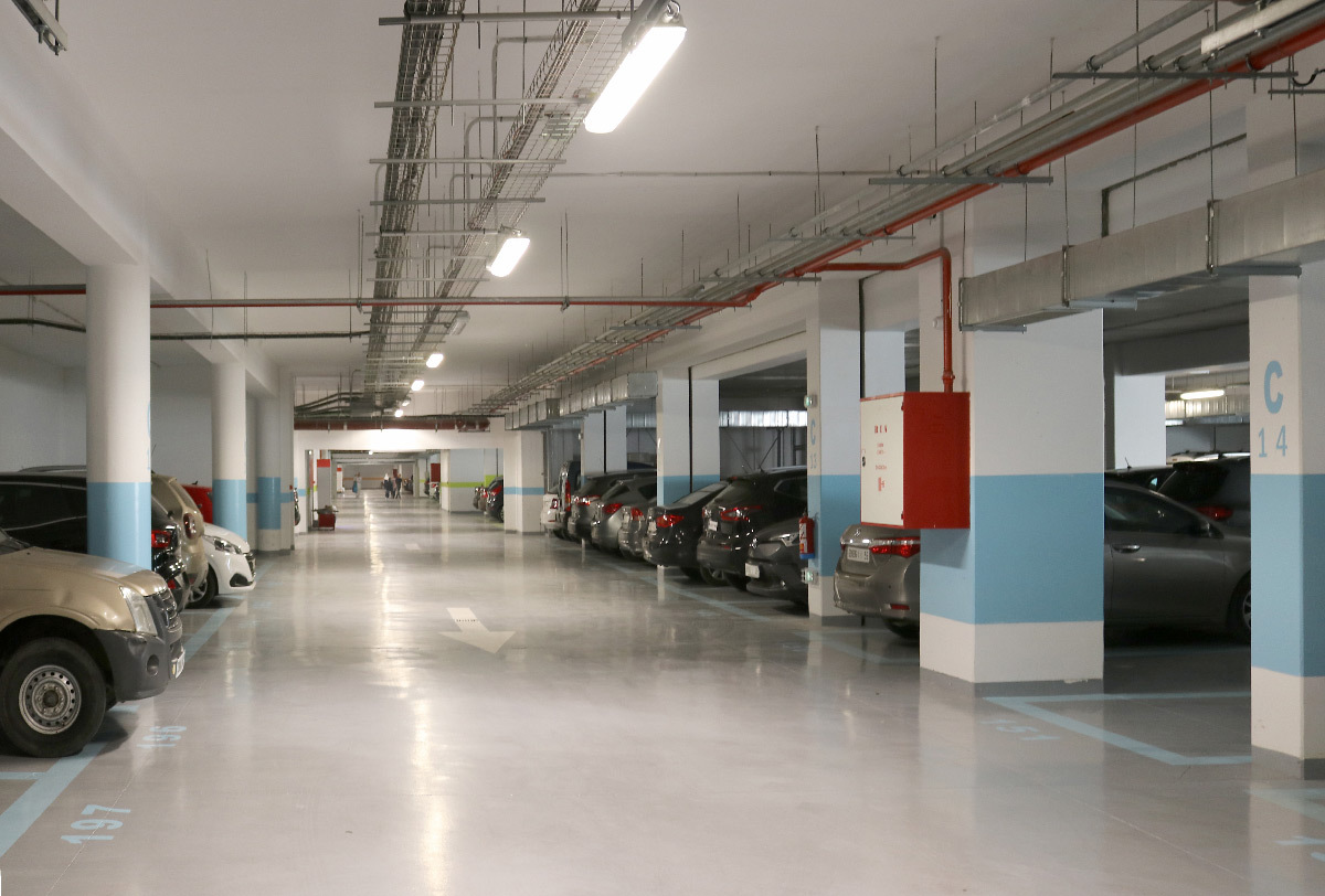 Lumière du parking, gare de Kénitra, Maroc - Architectes : OKA, SDA