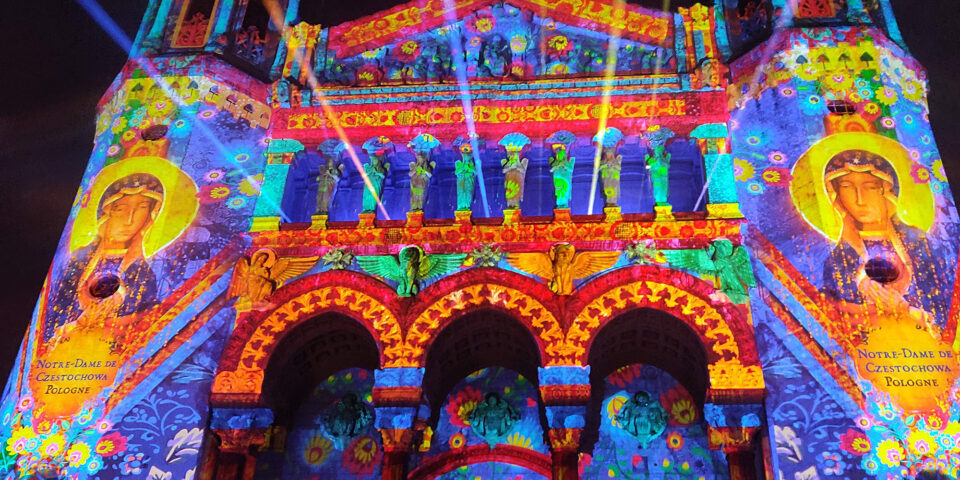 Illumination de Fourvière à Lyon - Région des Lumières