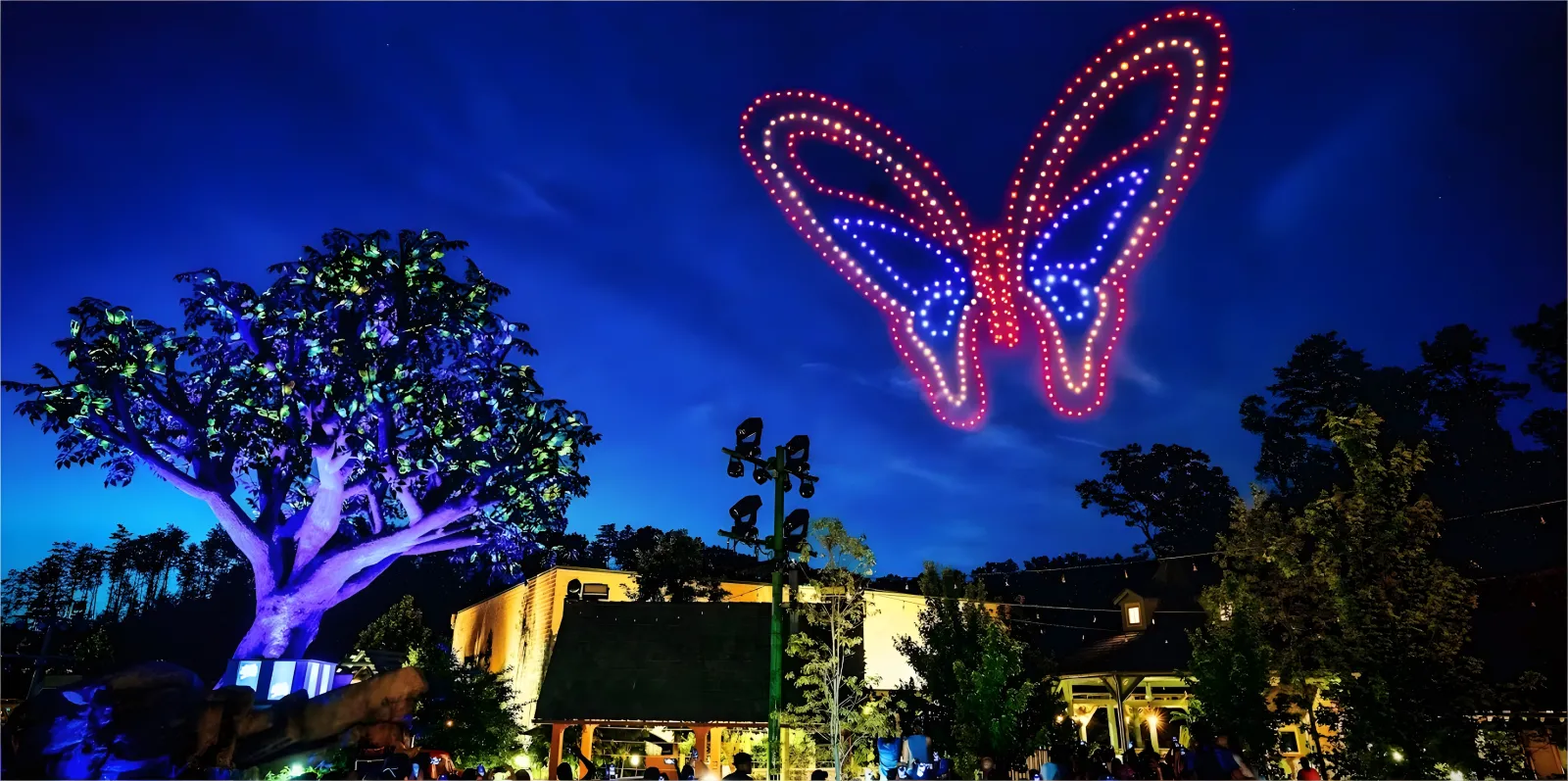 Spectacles de drones en Nouvelle-Aquitaine, été 2025, Bordeaux