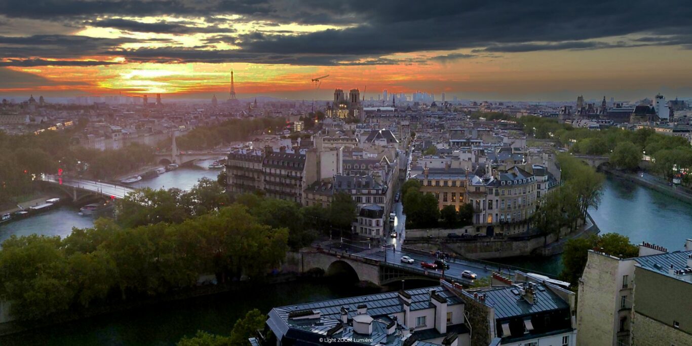 La Seine au soleil couchant pour Paris 2024