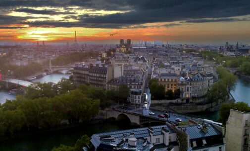 La Seine au soleil couchant pour Paris 2024