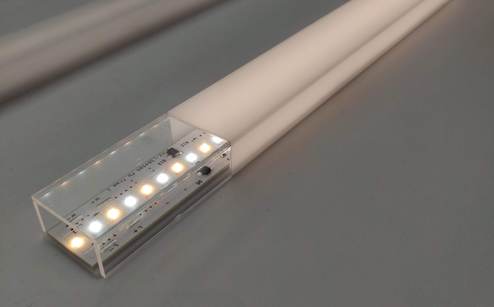 Nichia : LED Cube à distribution de lumière ultra-large