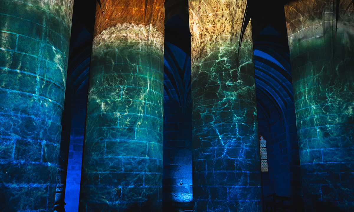Rêve de Lune, parcours nocturne, attraction lunaire, salle des gros piliers, abbaye du Mont-Saint-Michel