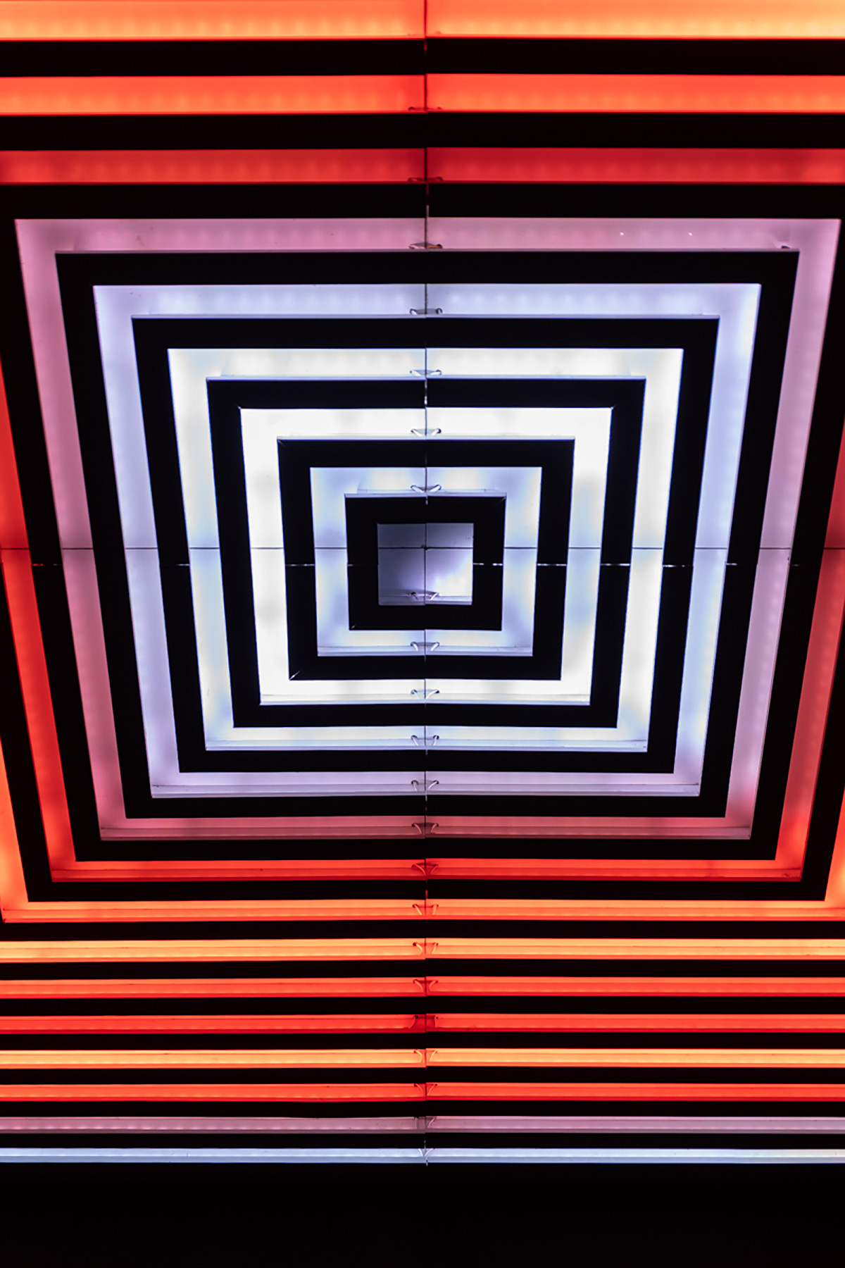 Into The Light, exposition lumière, la Villette, Paris, France - Abîme, Visual System