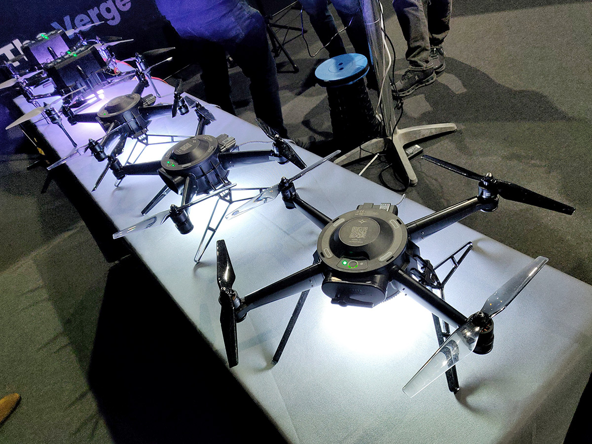 Drone lumineux, conception et technologie, light drone, X7 Light Show Drone, Verge Aero, États-Unis