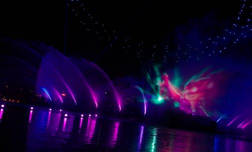 Disney Cascade of Lights, drone show, fountains and image projection - Disney Adventure World - Technology Partner Dronisos, France