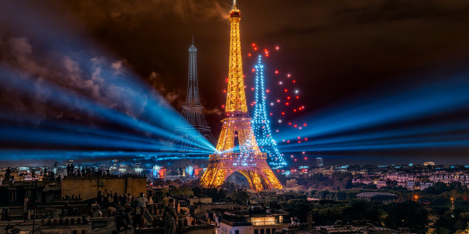 14-Juillet, Paris - Spectacle pyrotechnique avec tour Eiffel en drones - Direction artistique du show Groupe F - Illumination tour Eiffel Pierre Bideau, SNTE - Photo © Paul Second, Groupe F