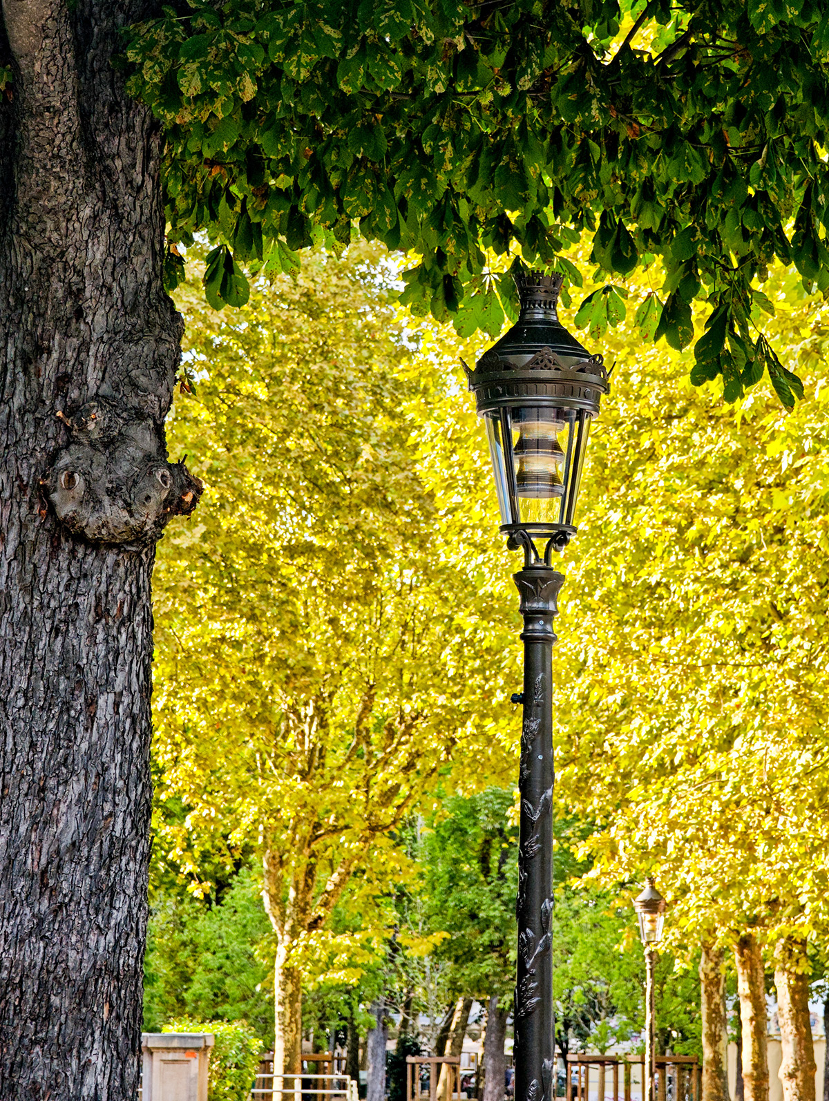 Candélabre de style, Vichy