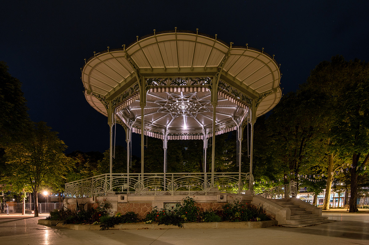 Eclairage architectural du kiosque Fer à Cheval, Vichy