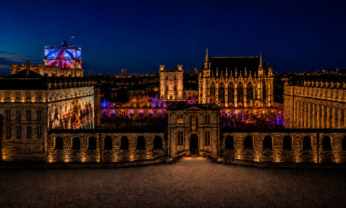 Festival lumière en Europe - Nuits de Lumière 2026, Château de Vincennes, video mapping sur tour du Bois, France - Direction artistique Régis Clouzet et Jésus Baptista © L'Agence Lumière