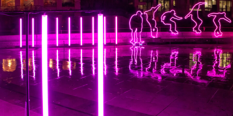 Fête des Lumières Lyon 2025 - HDV - 40 ans de skate à Lyon, place Louis Pradel, France - Artiste lumière Number 8, Rémy Bergeron - Photo © Vincent Laganier, Light ZOOM Lumière